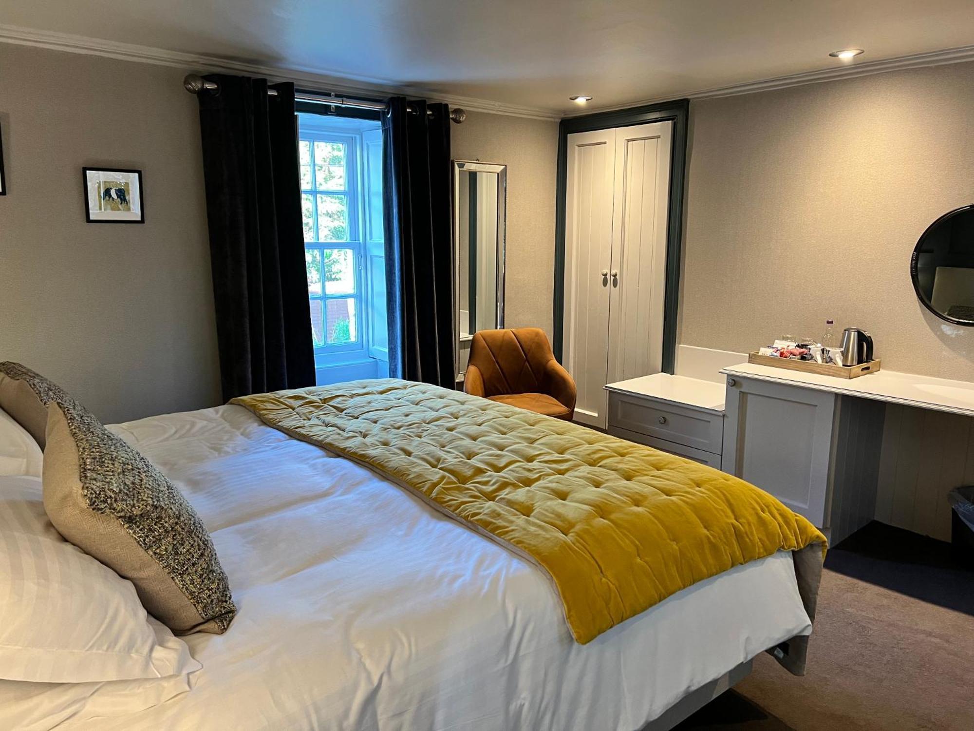 Selkirk Arms Hotel カークーブリー エクステリア 写真