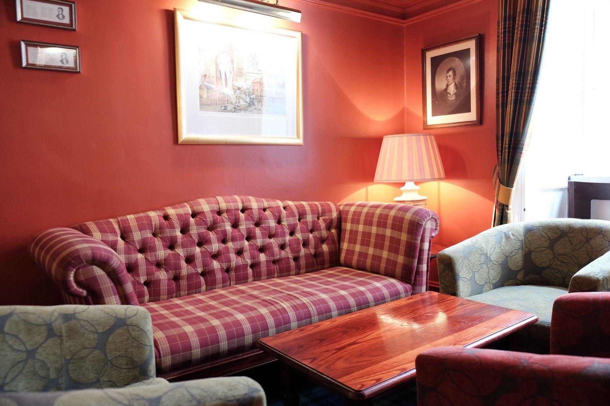 Selkirk Arms Hotel カークーブリー エクステリア 写真